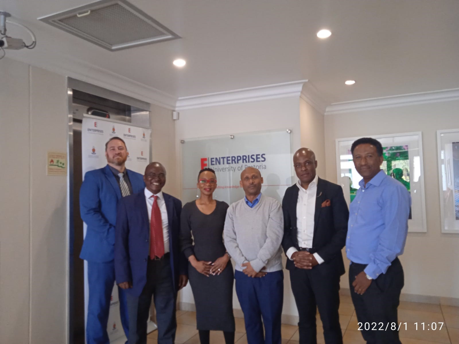 The visiting team with Enterprise Managers Jacques Rossouw, IT Manager, left,  Zodwa Mookeng ( stakeholder Relations (3rd left)  and Irvin Bogopa, Exercutive Manager , Stakeholder Relations (2nd right )